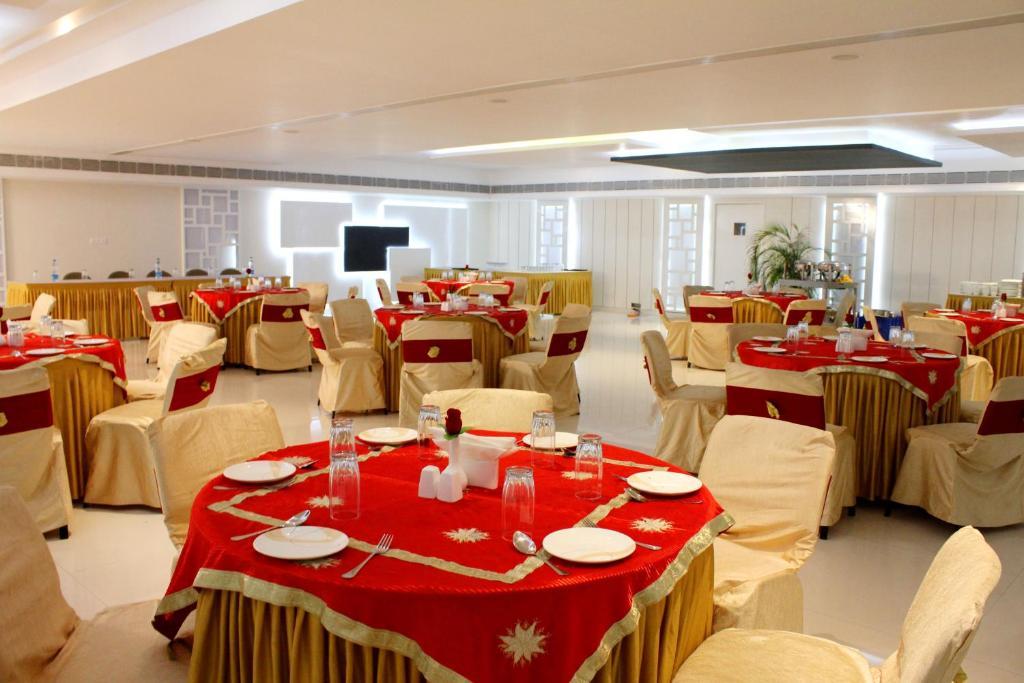 Rose Valley Orbit Hotel Siliguri Exterior photo